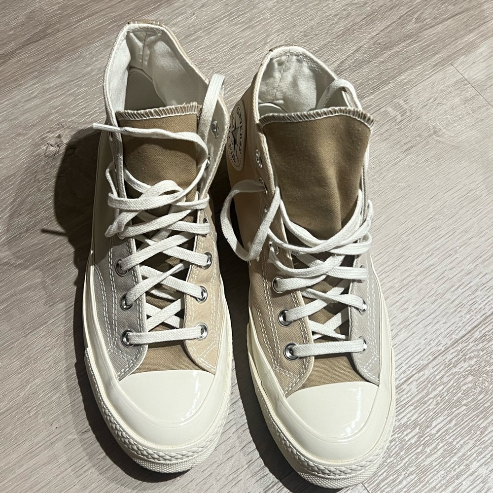 Converse tri-color design (beige, dark beige, grey)